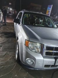 فورد سكيب موديل12 رقم بغداد  4سلندر محرك 2400 كير محرك صدر كله جديد تخ...