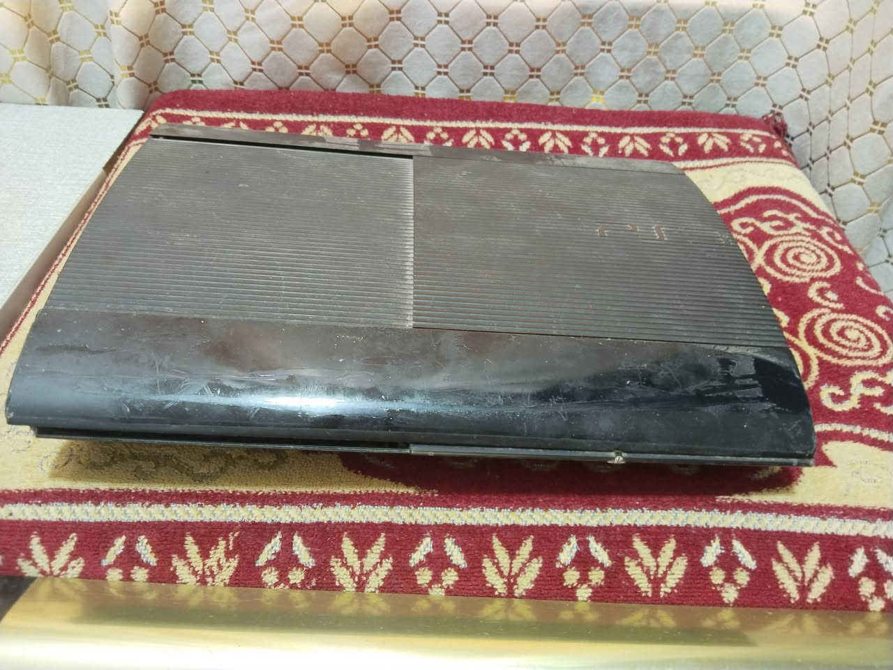 بلاي ستيشن 3 سوبر سلم للبيع مع كامل ملحقاته سعر 150 بي مجال مكان النجف الاشرف 
للاستفسار:***********
