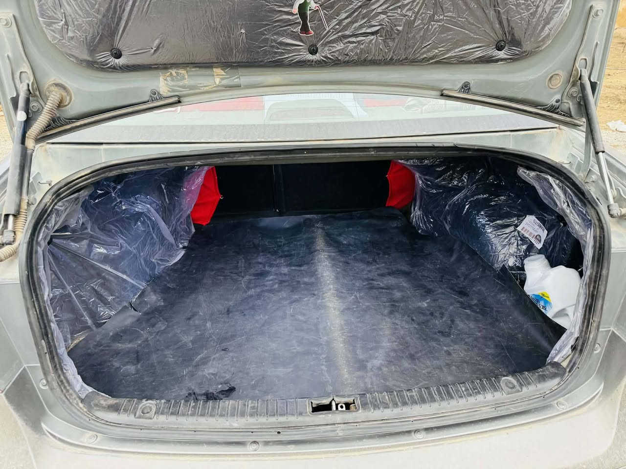 بعد السلام والتحية سوناته 2010 ضرر بنيد بدون دواخل + محزم جماليه السياره جاهزه تخم تاير جديد صدر جديد باتري جديد كير ومحرك خير من الله محرك مبدل بي كازكيت فقط تحويل مباشر سعر 100 وبيه  مجال 
***********
