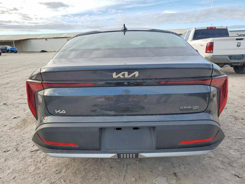 كي فور موديل 2025 التابعه الى الموده للمزادات الامريكيه استقطاع جديد الشراي يتواصل على الرقم *********** سعرها واصل لعمان 100 وبيها مجال بسيط Abraheem Aldhsh
