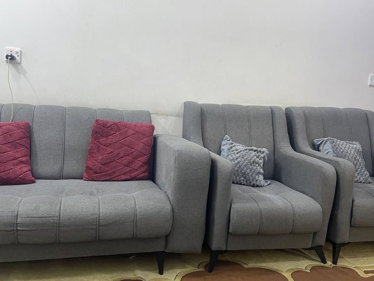 تخم 7 مقاعد للبيع سعره 200 وبي مجال


**إذا كنت صاحب هذا الإعلان وتريد حذفه لأي سبب، رجاءا أرسل رسالة إلى الدعم الفني**