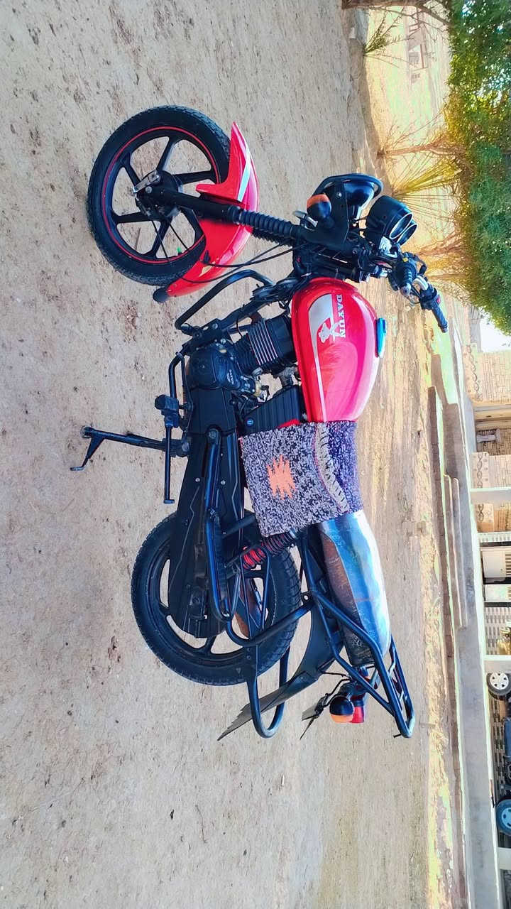 يا الله السلام عليكم دراجة البيع دايون نفخ موديل ٢١ أوراق اصولي شرط اصولي مكفوله كفاله عامه منفيس معرض دراجة خير من الله بشرط انضف من الصوره كهربائيات كله شغاله سلف شقال الدراجه خير من الله السعر ١١٠٠ وبيه مجال الشراي يتصل وبيه خير ويدلل ***********
