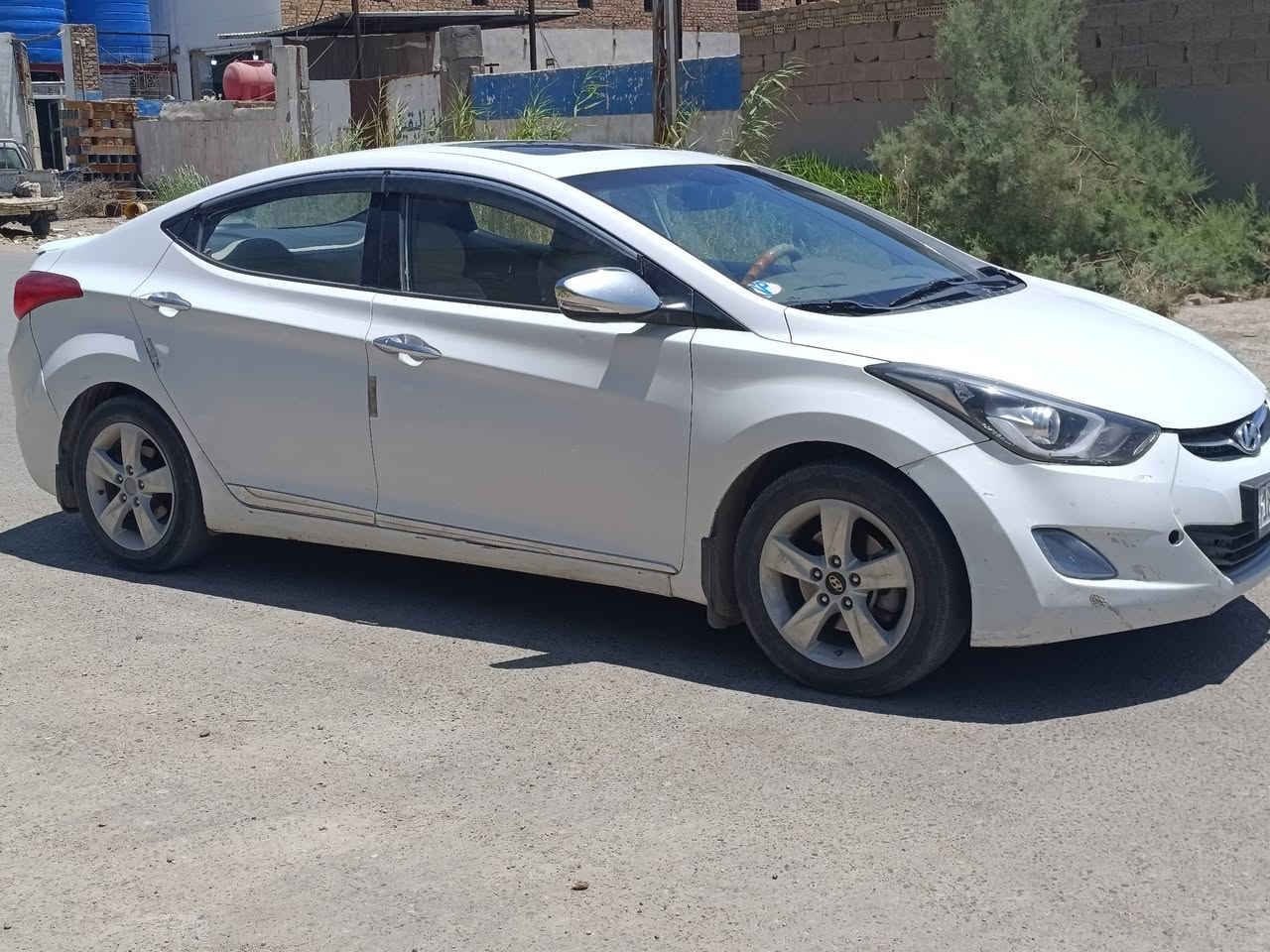 النترا 2014 خليجي رقم بابل انكليزي بااسمي فول مواصفات مكينه 1800 بيها جاملغ رش اثر شخط وربع البنيد ملاون وبارد باب خلفي قليل  ب112 وبيها مجال مكاني الحله ***********

