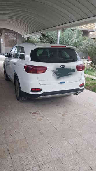 كيا سورنتو 2018 خليجي محرك 3500 كير ثمن نمر سبعه ركاب ثلاث قطع تبريد حساس اطارات حساس امامي وخلفي كامره خلفيه وبردات ابواب خلفيه ترحيب عند الاقترب كشن كهرباء صندوك كهرباء ويل كب 19 سايد بربك دكمه اوتوهولد مانع انزلاق دخول ذكي تشغيل ذكي  مري كهرباء لايت و بك لايت زنون السيارة بأسمي سنوية 2029 سعر 190 ورقه و بيه مجال مكان السياره مركز الناصريه ملاحظ السياره مبدل بيه بنيد و جاملغ و بابين مكفوله اريرباك و شواصي و لغود يعني الضربه بس من برى 
رقم الهاتف ***********
