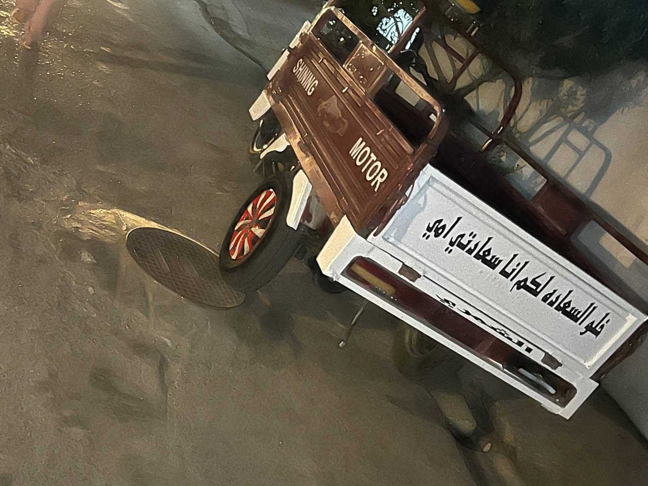 سلام عليكم ستوته للبيع الموديل 2018 فحل شخوان السعر مليون 300او بيه مجال قليل ستوته نضيفه كله بلدي محرك شرط ركبه شرط كهربايات هاذه رقمي ***********مكاني كركوك حي السره والمفغودين وتحياتي
