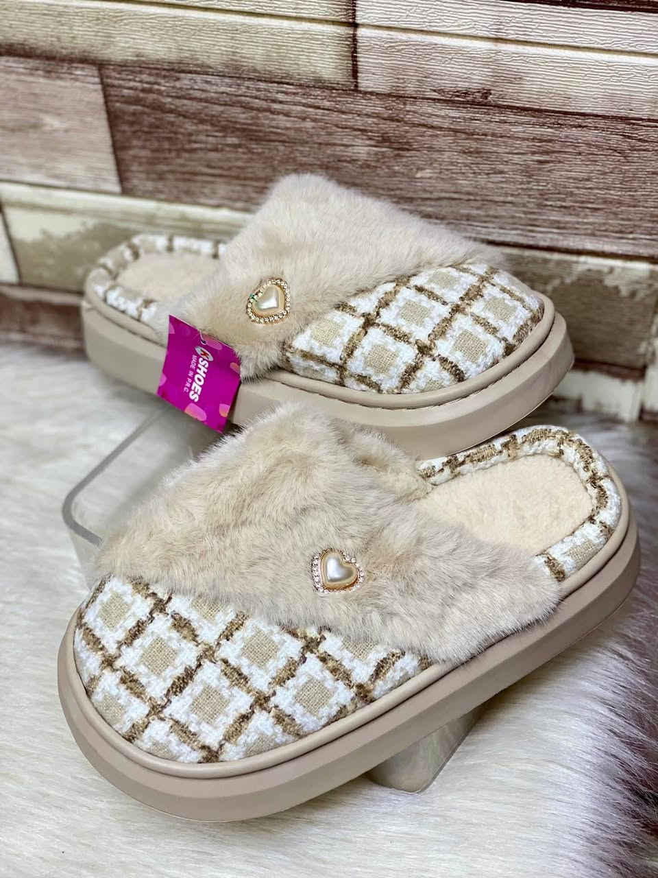 شباشب فروو
متاح الاشكال الي في الصور فقط 
مقاسات من 37 ل 43 
السعر 99😍


**إذا كنت صاحب هذا الإعلان وتريد حذفه لأي سبب، رجاءا أرسل رسالة إلى الدعم الفني**