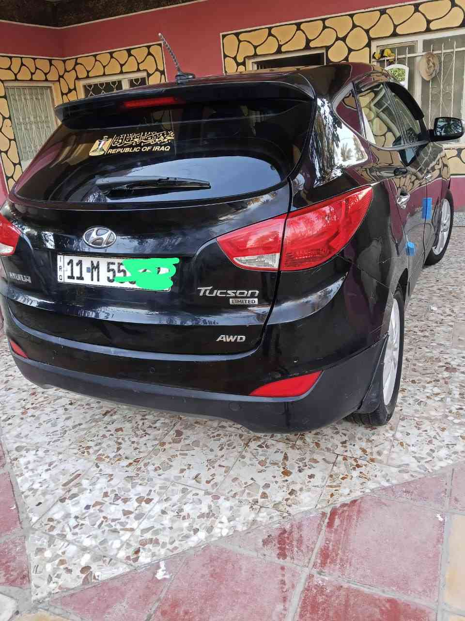 السلام عليكم من رخصة الادمن.
توسان2013 امريكي الاسرائليه
رقم بغداد باسمي تحويل ثاني يوم.
مكينه 2400 دوش. 
فور ويل.
فول بانوراما.
قماره طكتين
زنزن
تحكمات
دمام بلجنطه
بصمه
تبريد 
بنيد وجاملغ بدلات 
بيه صبخ الصفحه اليمن اثر شخط  

تخم تايره جديد
صدر امامي خلفي جديد.

شاشة جبيرة تبريد جديد.
ماشيه 172 كيلو.
السعر 135 $ وبيها مجال بسيط  مراوس هم
المكان بابل اطفيل
***********
