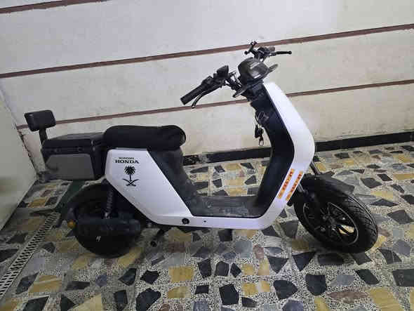 السلام عليكم اخوان دراجة شحن نوع هوندا اصلي ليثيوم انسة العطل للبيع ب ٨٠٠ وبيها مجال واذا عندك دراجة ليثيوم اراوس وانطي فرق مكاني بغداد الشعب 
***********
