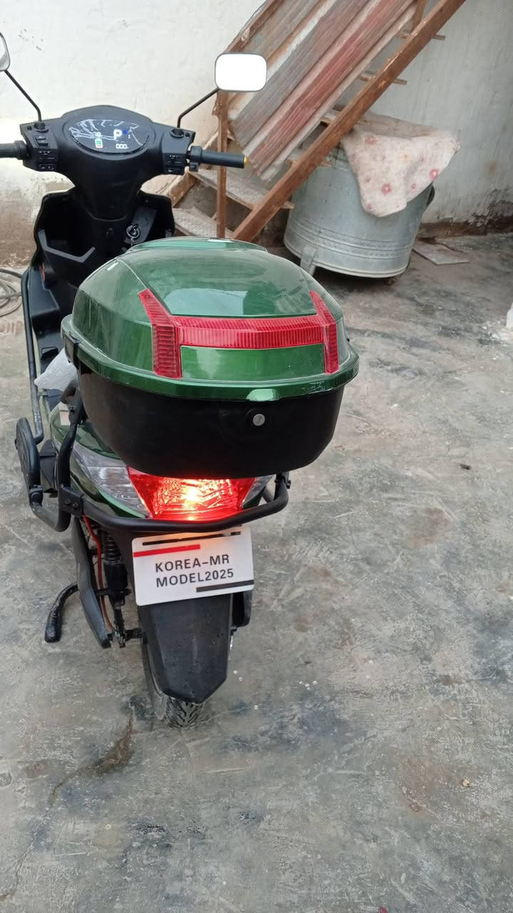 سلام عليكم
درجه شحن للبيع

ستخدام قليل 6بطاريات 

3نمر سرعه 135

مكفوله من كلشي تجي وشوف بعينك 

سعر  775وبيها مجال  للشراي 
مكاني ديالى بعقوبه كاطون رازي 

هـ***********
