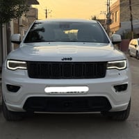 جيب لاريدو بلاك توب 2021 وارد امريكي محرك 6 سلندر 3600 كير 8 نمر  رقم ...