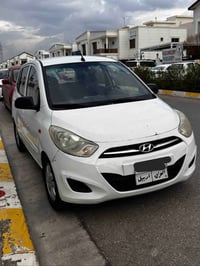 i10 • ٢٠١٢ • جير عادي