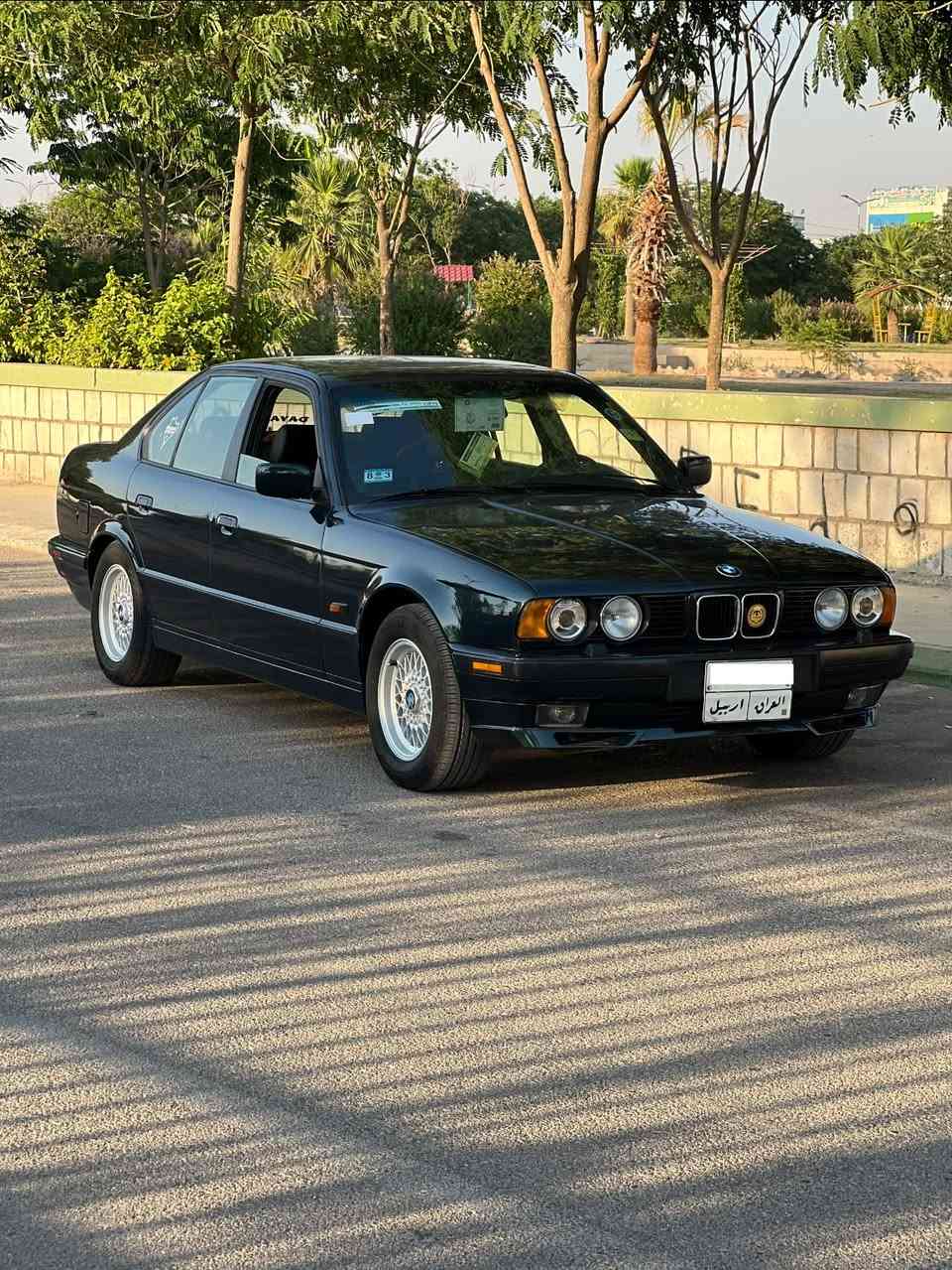 BMW 1991
لون زيتوني 
سيارة تعمير جديد ع اخر حباية
سيارة جديدة وحلوة كلش 
بيهة فقط حادث ع جهة السكن بي داخل شي بصيط
گير اوتماتيك 
اربع جام كهرباء 
سلايد
محرك 525
گير محرك بشرط 
حدادية بشرط 
كهربائيات بشرط
رقم اربيل قديمة 
تحويل وغرامة بشرط 
عليهة غرامة بعد المعاملة ينزل من سعرة 
مكان السيارة كلار 
ر. ت ***********
