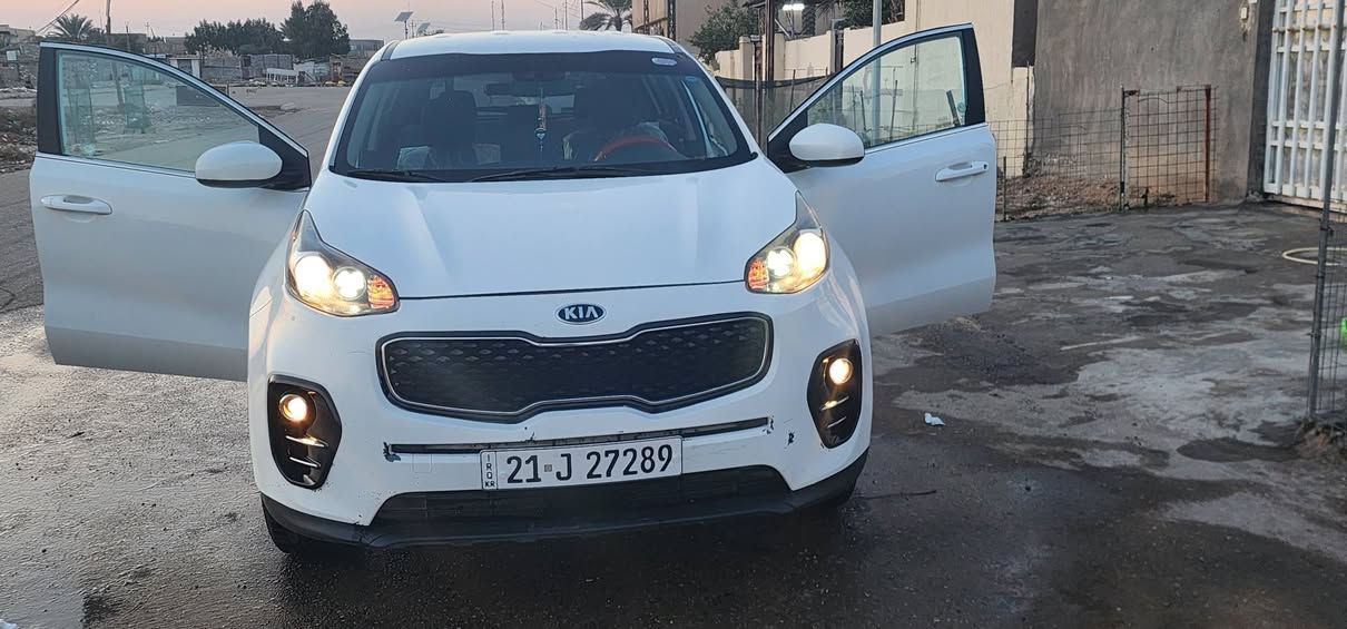 السلام عليكم..
سبورتج ٢٠١٧ امريكي

ماشيه ٩٣ الف ميل 

باسمي تحويل شوكت متريد 

رقم سليمانيه 

مكانها بابل المسيب 

١٦٥ بيها مجال
***********
