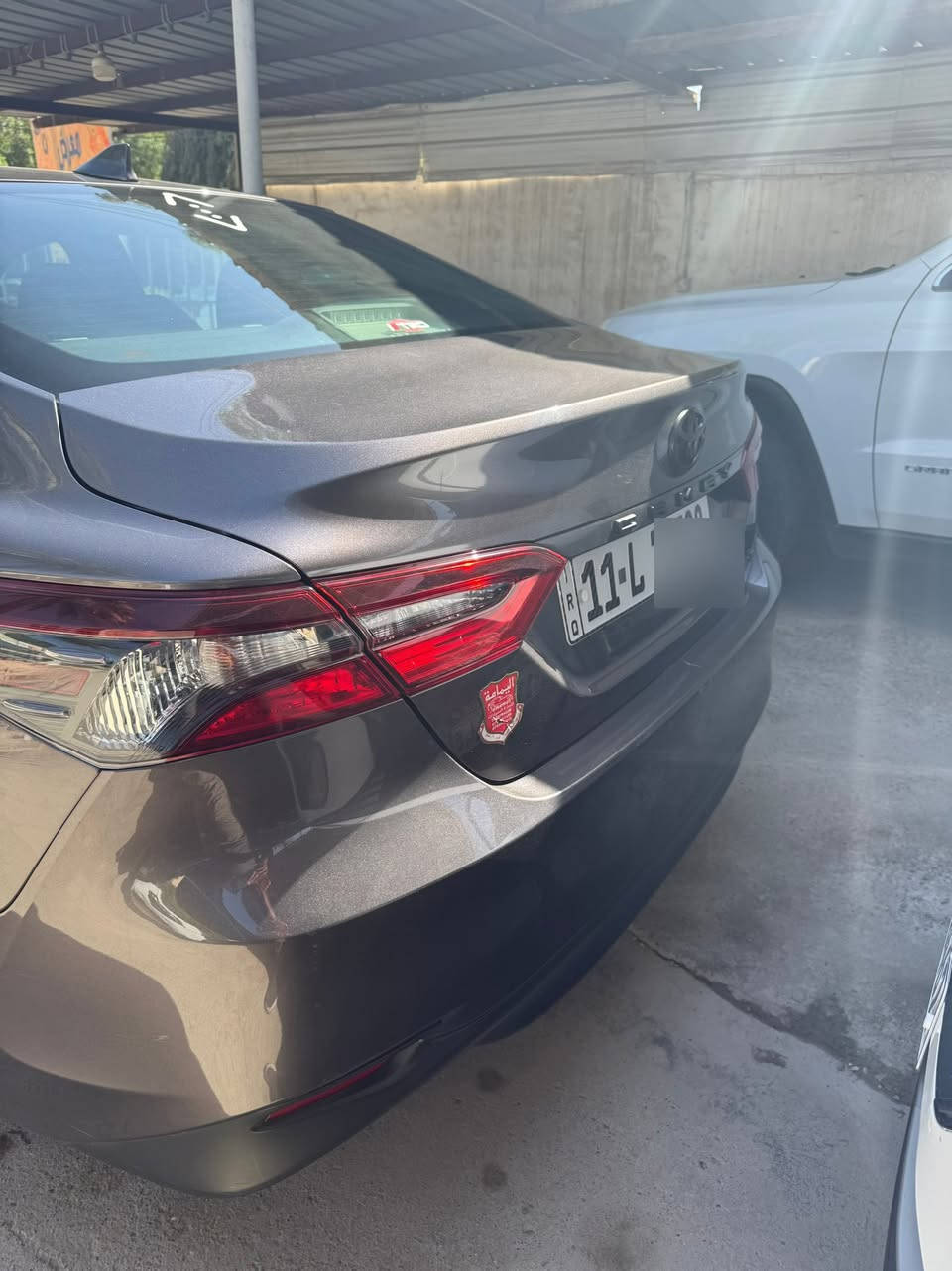 كامري موديل 2022
مواصفات Le بلاك بصمه 
الضرر جاملغ امامي والبنيد ضربه سطحيه بدون ايرباك 
السعر :185$ وبيها مجال
رقم الهاتف :***********
