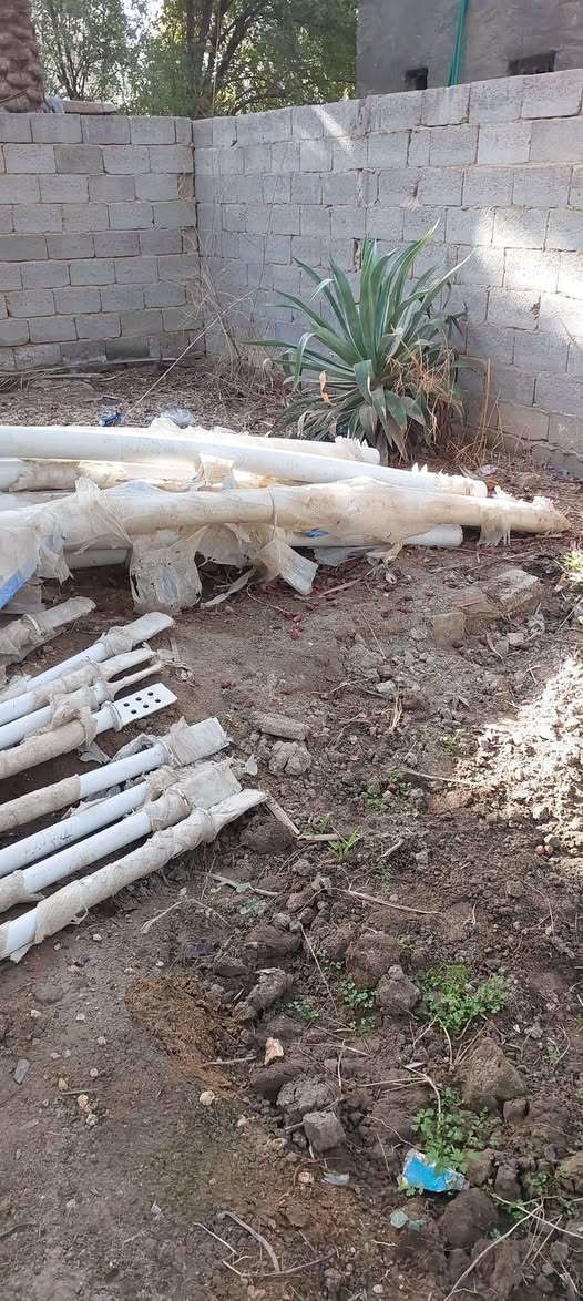 ياالله السلام عليكم اخوان حديد سقيفه او كراج سياره تركي جديد مامستخدم الي يعرف هاذا الحديد يعرف سعره واني مكلف بل نشر وهاذا رقم صاحبهن ***********
