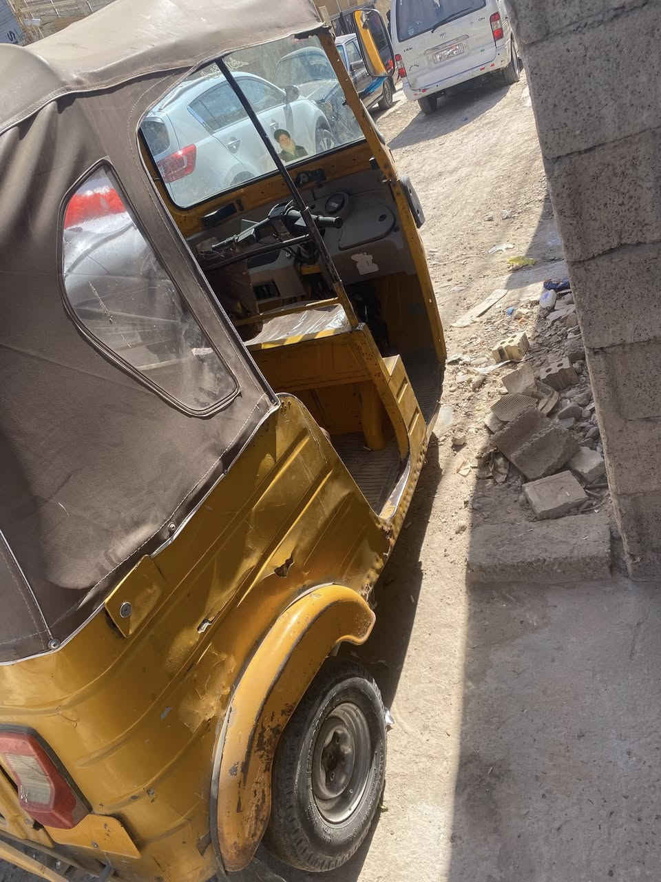 تكتك موديل ٢٠ رقم وسنويه تكتك خير من الله عنواني زعفرانيه سعر 6 ملايين وبيها مجال راسلني خاص


**إذا كنت صاحب هذا الإعلان وتريد حذفه لأي سبب، رجاءا أرسل رسالة إلى الدعم الفني**