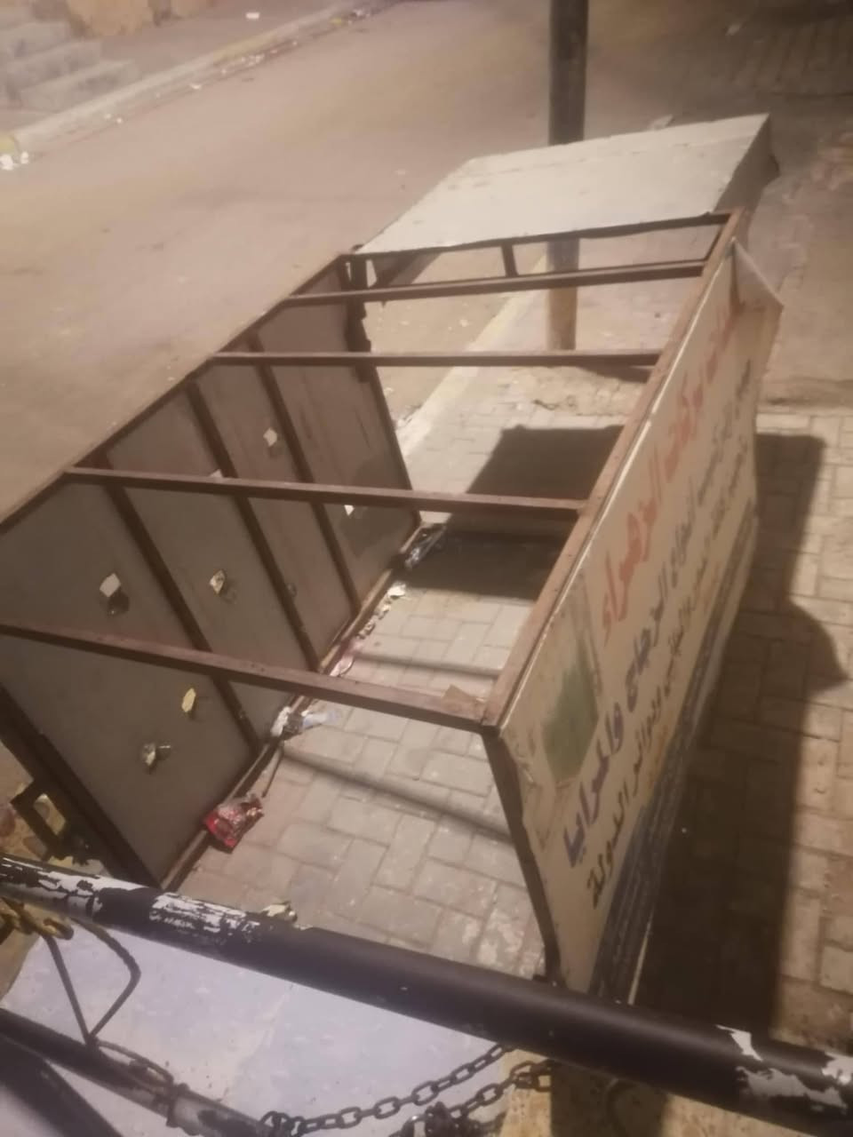 قماريه للبيع
السعر ٧٥ الف
حيانيه شارع ٦٠
***********

