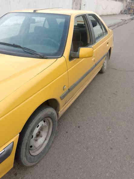 سلام عليكم بيجو بارص للبيع سياره كايمه موديل 2015سعر 35وبيها مجال رقم الهاتف ***********
