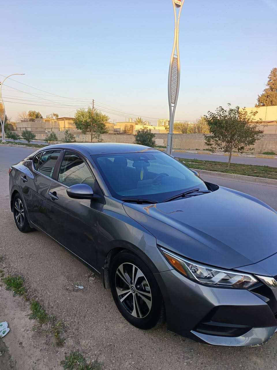 ‏سلام عليكم 
‏
‏نيسان سنترا SV موديل ٢٠٢١ 
‏السيارة ماشية 40 مايل 
‏رقم السيارة سليمانية بأسمي شرط تحويل 
‏ضرر جانبي جاملغ سكن مبدل بلادي نفس اللون وباب نصه وهلال الجاملغ خلفي صبغ بجم كبس 
‏رقم شاصي موجود ويه الصور 
‏مكان سيارة كركوك 
‏السعر 148 وبيها مجال للطيبين 
‏السيارة نضيفة ومال بيت وعلى ايدي فقط
‏اي تفاصيل ثانية راسلني


**إذا كنت صاحب هذا الإعلان وتريد حذفه لأي سبب، رجاءا أرسل رسالة إلى الدعم الفني**