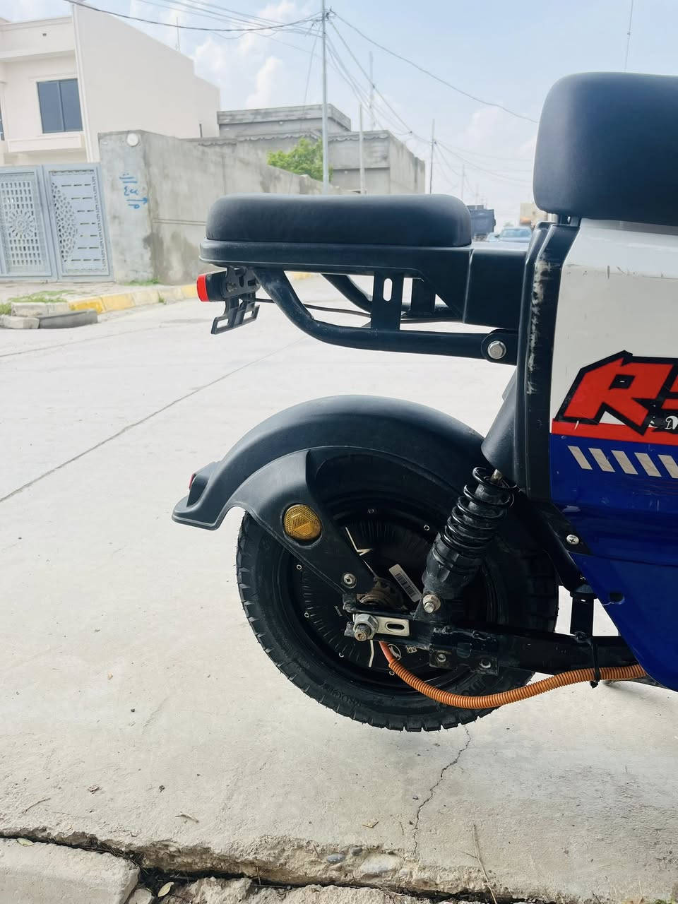 بايسكل شحن r90 للبيع
بايسكل مبدل بطاريات نوعيه احسن من الجانن بي شرط البايسكل مابي كلشي سعره 400 بي مجال الخاص مفتوح والرقم ***********
