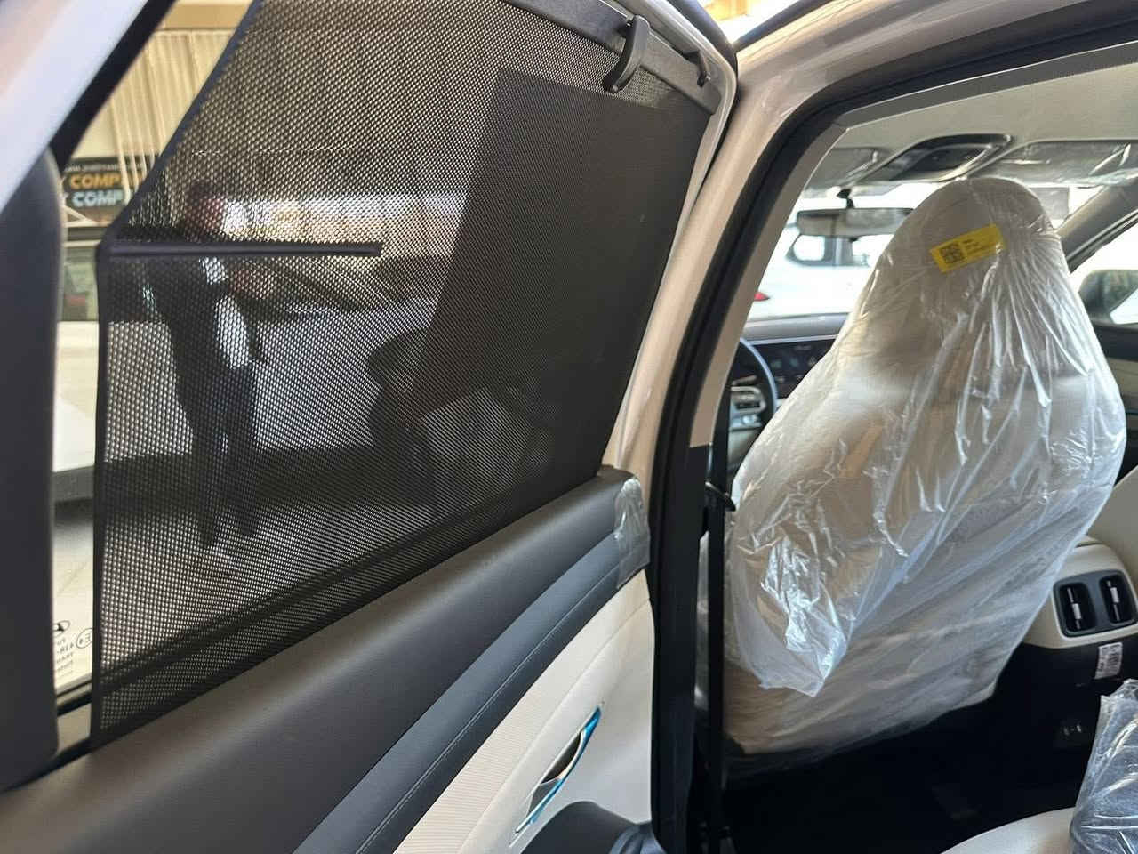 تخفيضات 🔥 تخفيضات 🔥
وصول وجبة جديدة هيونداي توكسان 2026 زيروو صفر كيلو متر 

🔥 عرض خاص لمدة 3 أيام فقط 🔥
💰 أسعار تنافسية

📌 مرقّم وجاهز
📄 رقم أربيل الدولي الجديد
🎁 وكالة + تحويل + عقد مجاناً

🔧 المواصفات:
• شاشة
• كاميرا
• كشنات كهرباء
• بردات
• كير 2000
• ناقل حركة AT – 6 سرعات
• حساسات أمامية وخلفية
• لايت LED
• تحكم ستيران جهتين + أوامر صوتية
• مرايا شفط
• بصمة
• تشغيل عن بُعد

📍 المكان: بغداد – البلديات 

📞 للاستفسار ***********
