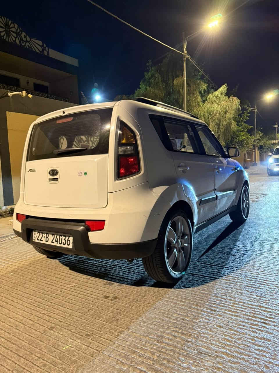 كيا صول.                                                            مديل٢٠١١(خليجي مكفول)
مكينه ١،٦٠٠ (دوش)
ماشيه١٦٠الف(حقيقي)
سياره نضيفه مثل ما واضحه بصور وباقي تفاصيل معرفه
سعر١١٠$وبيه مجال
للاستفسار (***********)
النجف الاشرف
