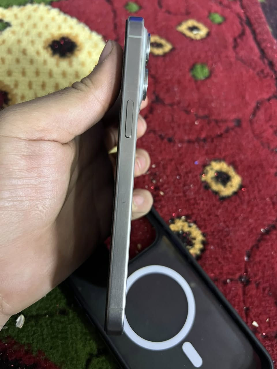 15 برو ماكس 256 دبل شريحه لون التيتانيوم ويا كارتون وكيبل الاصلي جهاز مكفول وما مفتوح وبي ضمان ايشي بي مايعجبك يرجع بطاريه 89 مشحون 652 مره جهاز فد شي سعر 1100 وبي مجال حك الشراي مكاني بصره الجبيله مقابيل شارع السايلو رقمي ***********

