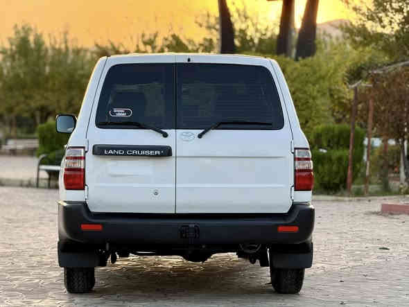 مونيكا موديل 2003 فول عادى ره قه م هه ولير دووپارچه ى بؤياغه بئ ناو كيرمه كينه هه مو گيانى به شه رت    سه نه وى به سه رجو وه تعويل غرامه به شه رت
***********

سعر160كه ميك مجال
