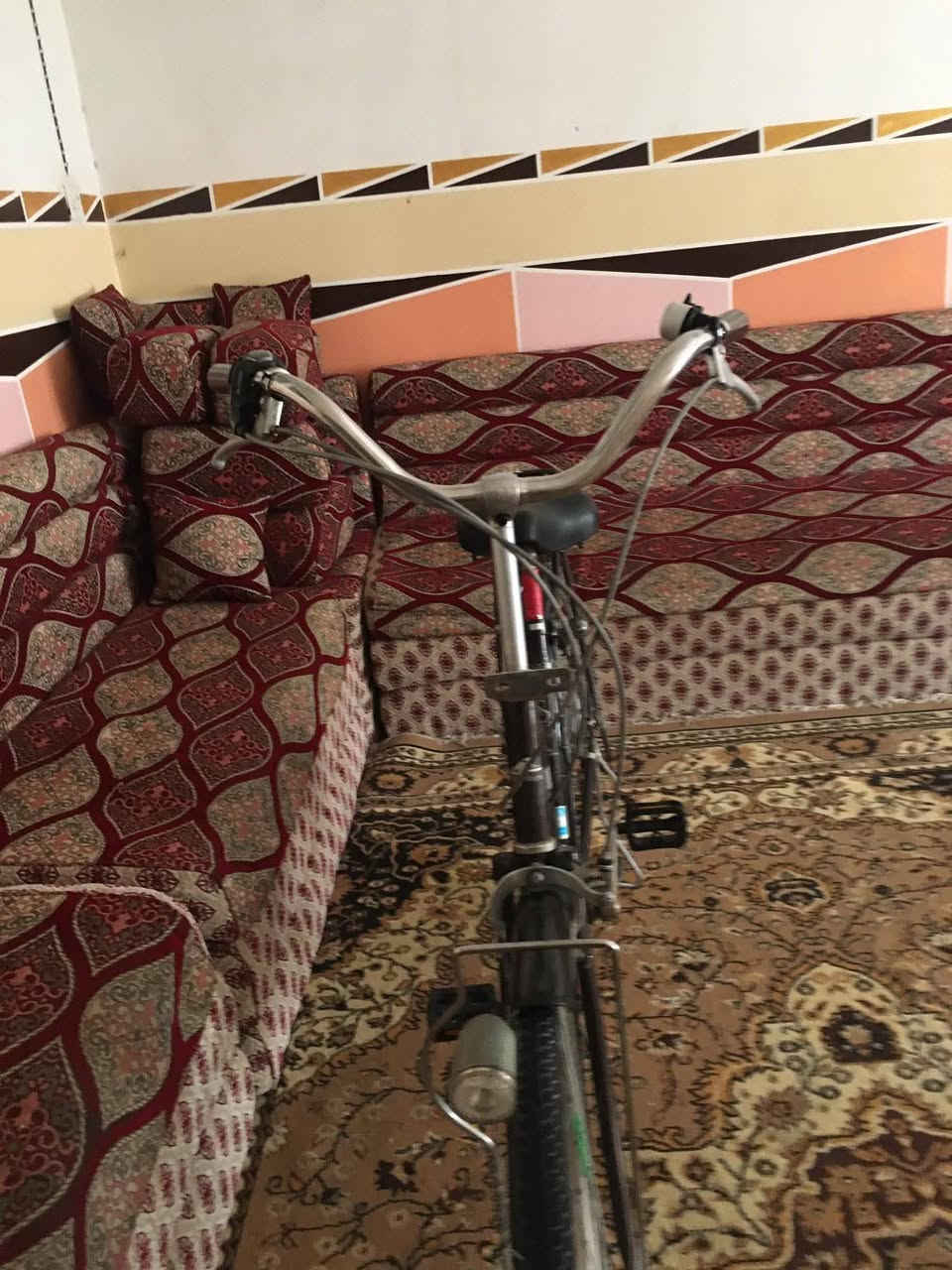 السلام عليكم
باسكل للبيع  

حجم.  /27

موديل /2019

 

السعر  85 وبي مجال 

مكان كربلاء / طوريج 

للتصال/ ***********

 ملاحظة / الباسكل بي نواقص بسيطه
