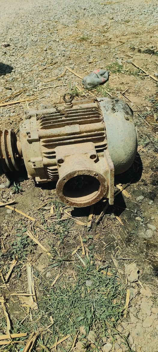 دينمو عدد 3 وصندوگ ولستر  اللستر يرادلهه تصليح للبيع
المكان الحويجة قرية تل حسين

الاتصال ***********
