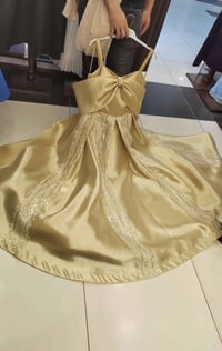 فستان هستوني • مقاس ٤٤ • مكدره