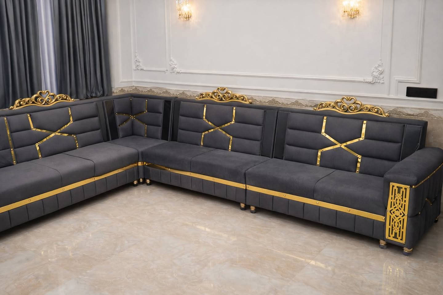 تبحث عن الفخامة والراحة في نفس الوقت، هذا الديوان المميز هو الخيار المثالي لبيتكم. تصميم عصري مع لمسات ذهبية راقية يعطي المجلس شكل فاخر جداً.
🔹 قماش فاخر عالي الجودة
🔹 تصميم زاوية أنيق ومريح
🔹 تطعيمات ذهبية فخمة تعطي مظهر ملكي
🔹 مناسب للصالات والمجالس الكبيرة
🔹 صناعة متينة وعمر طويل
💎 خيار مثالي لعشاق الفخامة والذوق الراقي
📍 الموقع: الموصل – الجانب الأيمن
📩 للطلب والاستفسار:
تواصل معنا عبر واتساب أو فيسبوك ماسنجر


**إذا كنت صاحب هذا الإعلان وتريد حذفه لأي سبب، رجاءا أرسل رسالة إلى الدعم الفني**