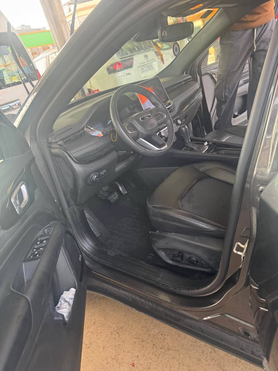 ‏سيارة جيب كومبارص  للبيع موديل 23 سيارة حلوة وجديدة رقم بصره باسمي تحويل تبريد حداده تمام فول مواصفات  ￼￼ البصرة, العراق


**إذا كنت صاحب هذا الإعلان وتريد حذفه لأي سبب، رجاءا أرسل رسالة إلى الدعم الفني**