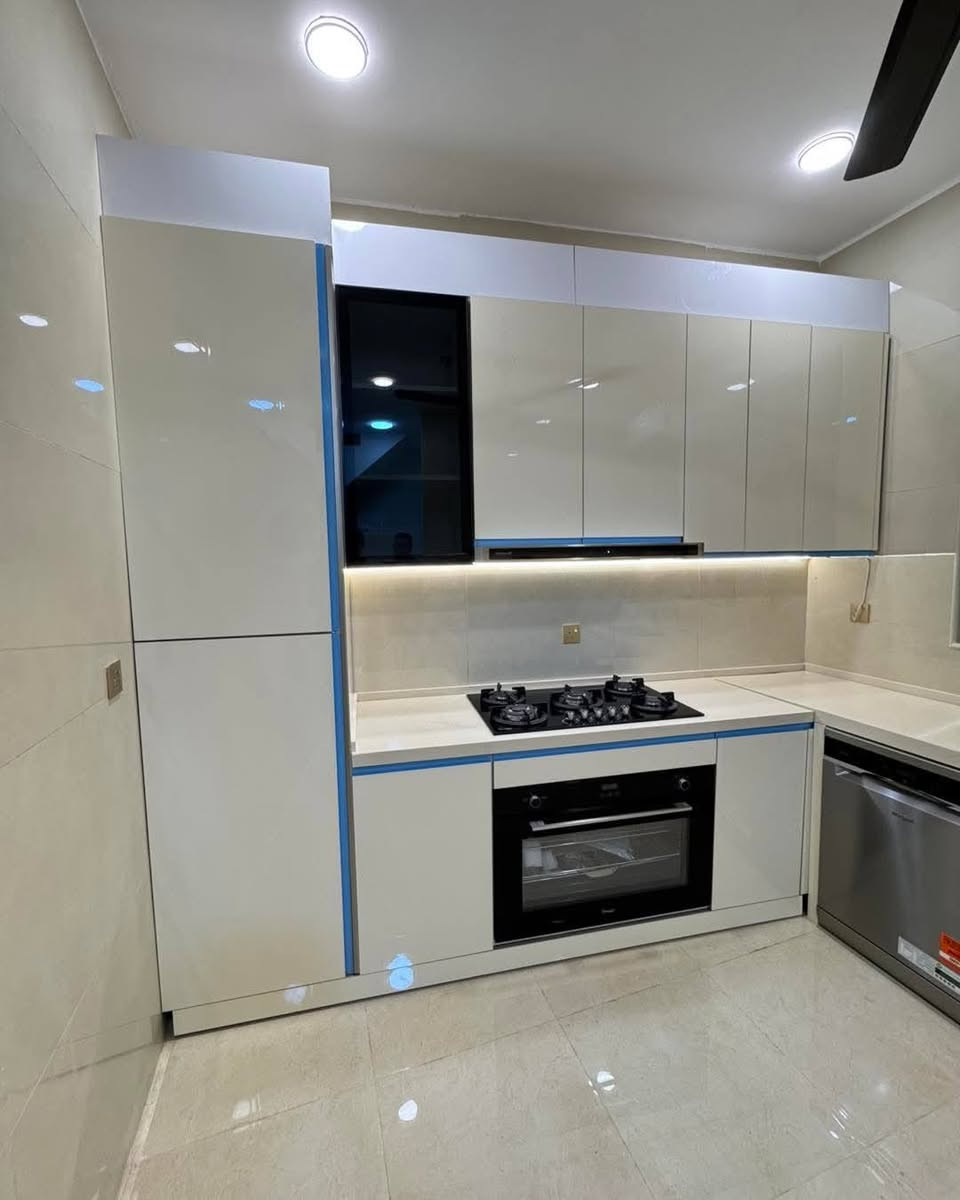 كل مطبخ نصممه…
يحمل توقيع الوارث للمطابخ التركية.
تصميم أنيق…
تنفيذ دقيق…
وجودة عالية.
📍 ذي قار – قلعة سكر – شارع المجمعات
مجاور مجمع العجيب، خلف مول المدينة 
📞 ***********
📞 ***********
