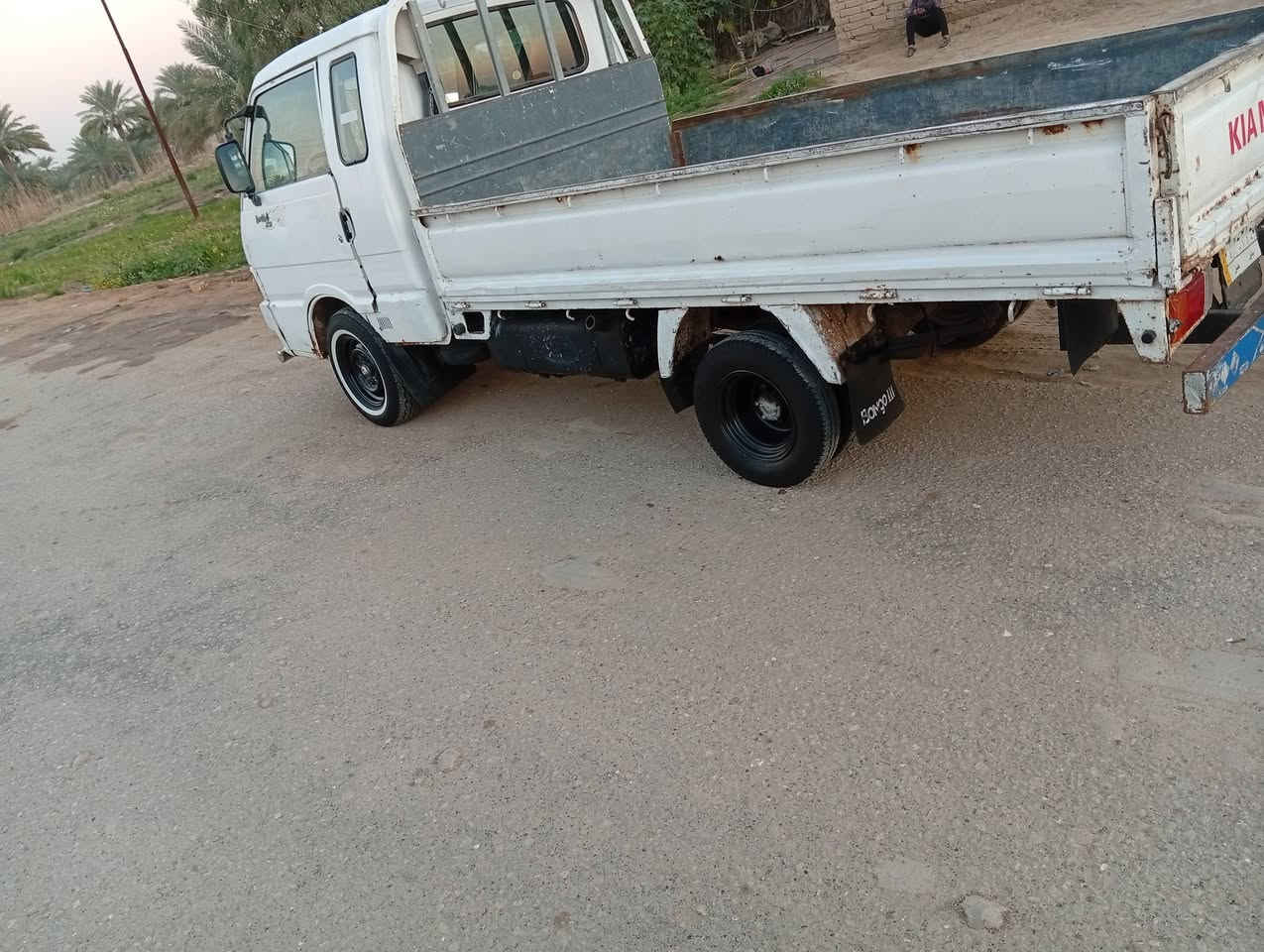 السلام عليكم كيا بنجو موديل97مكفول كير محرك وكسن وشاصي غير متواجد على الفيس***********سعر58 وبيها مجال
