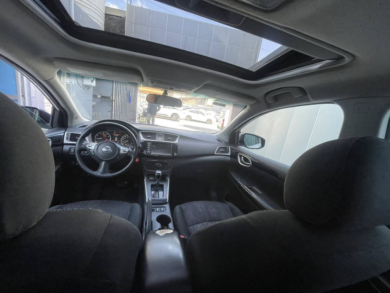 سينترا موديل 2019
SVفول مواصفات 
سلايت بصمة  رادار حساس   شغال 
سيارة  بدون حادث نص جاملغ كلير  بدون ايرباك  بدون داخل  
فعص هزة سنوي جديد  
125سعرر 
عنوان اربيل 
***********
