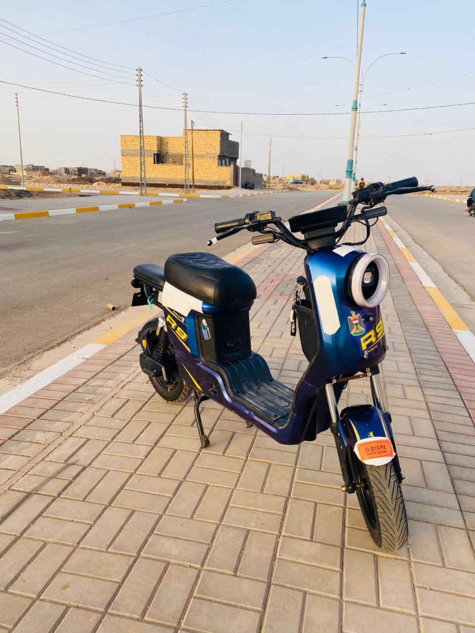 دراجة شحن للبيع 
دراجة  شحن 🔋 شركة ونلي 
 (شاحنه أصلية)    

                     

قفل ستيرن

 عدسة زنون عالي ناصي 

أشاير يمنة يسرة 

سكن 

بريكات هايدروليك 

 حساس أبريك 

منفذ يو أسبي شحن الهاتف

ستاند جانبي ووسط 

دبلات 

موديل 2025

5 بطاريات أكبار 

سرعة109

4نمر

الرقم***********
السعر 450

مكاني سماوه
