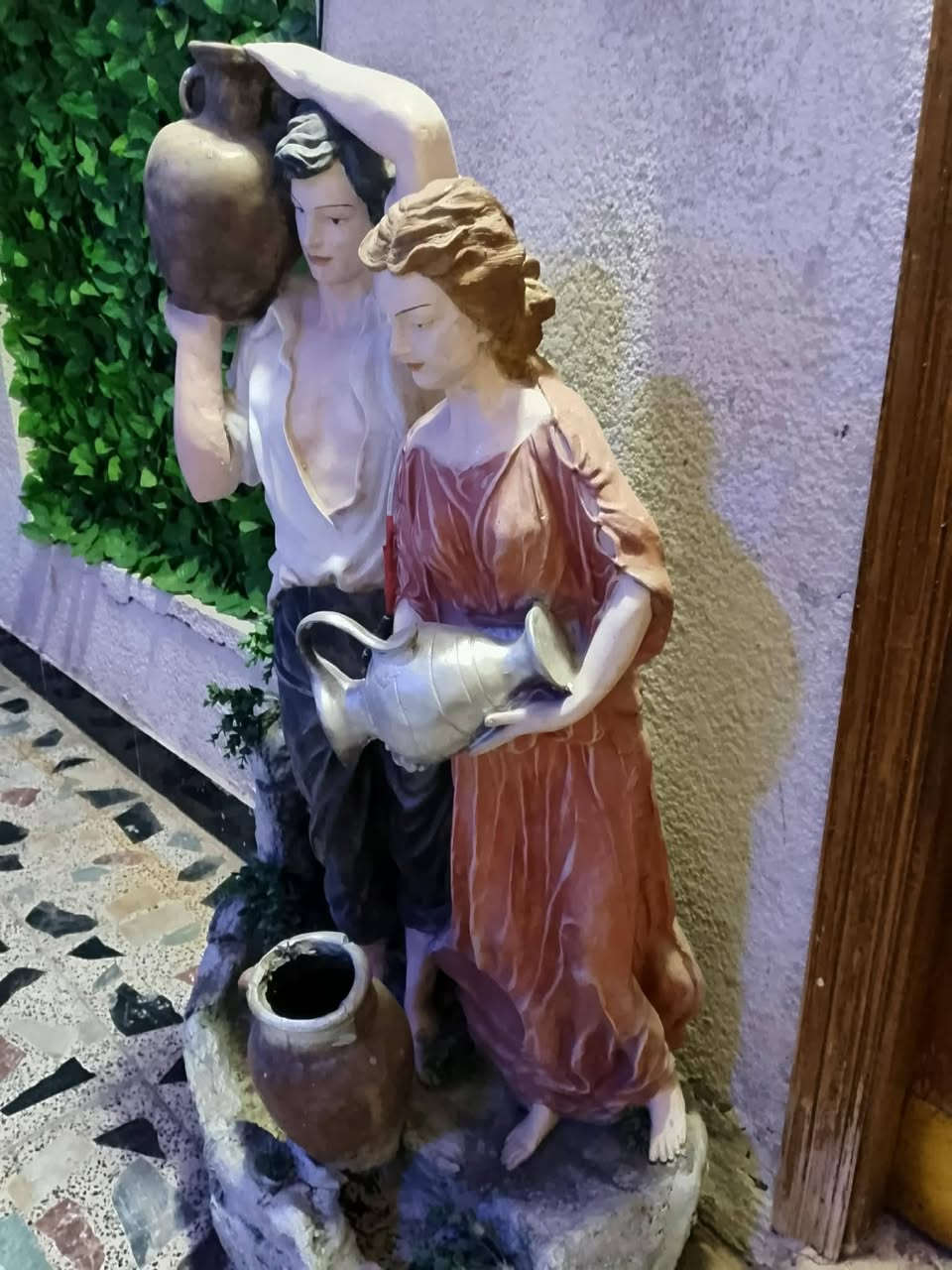 للبيع تحفه و نافوره  حديقه أو طارمه
ارتفاع متر ونص


**إذا كنت صاحب هذا الإعلان وتريد حذفه لأي سبب، رجاءا أرسل رسالة إلى الدعم الفني**