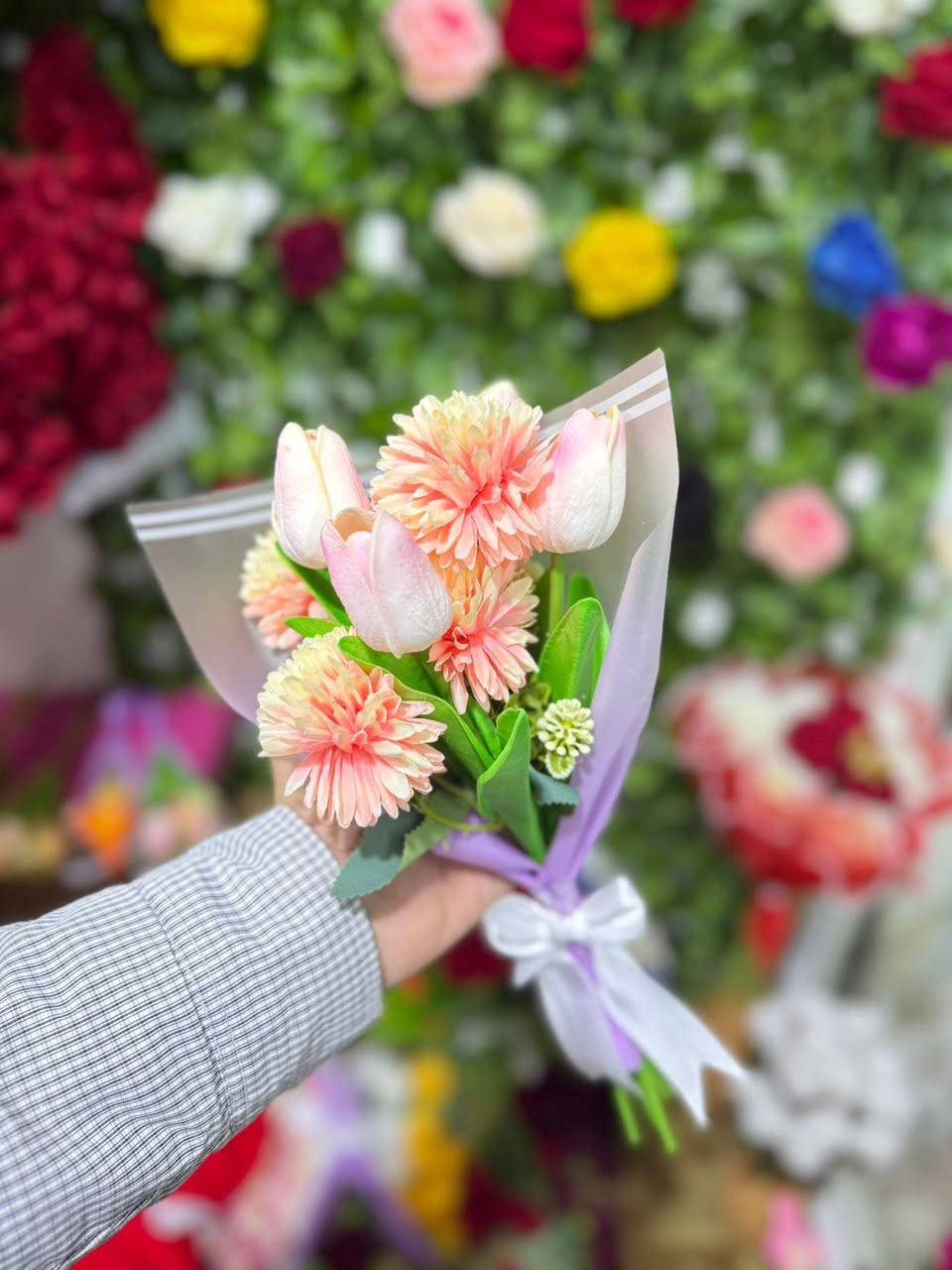 تم بحمدلله افتتحاح محل  ورد قرب مدرسة العدنانية. اتوفر كافة انواع الورد بكوالتي جدا عالي. بوكيه تخرج ومسكات للمناسبات والاعراس  . يوجد توصيل داخل بعقوبة مجاني وبأسعار رمزية جدا. حجز واتساب ***********
