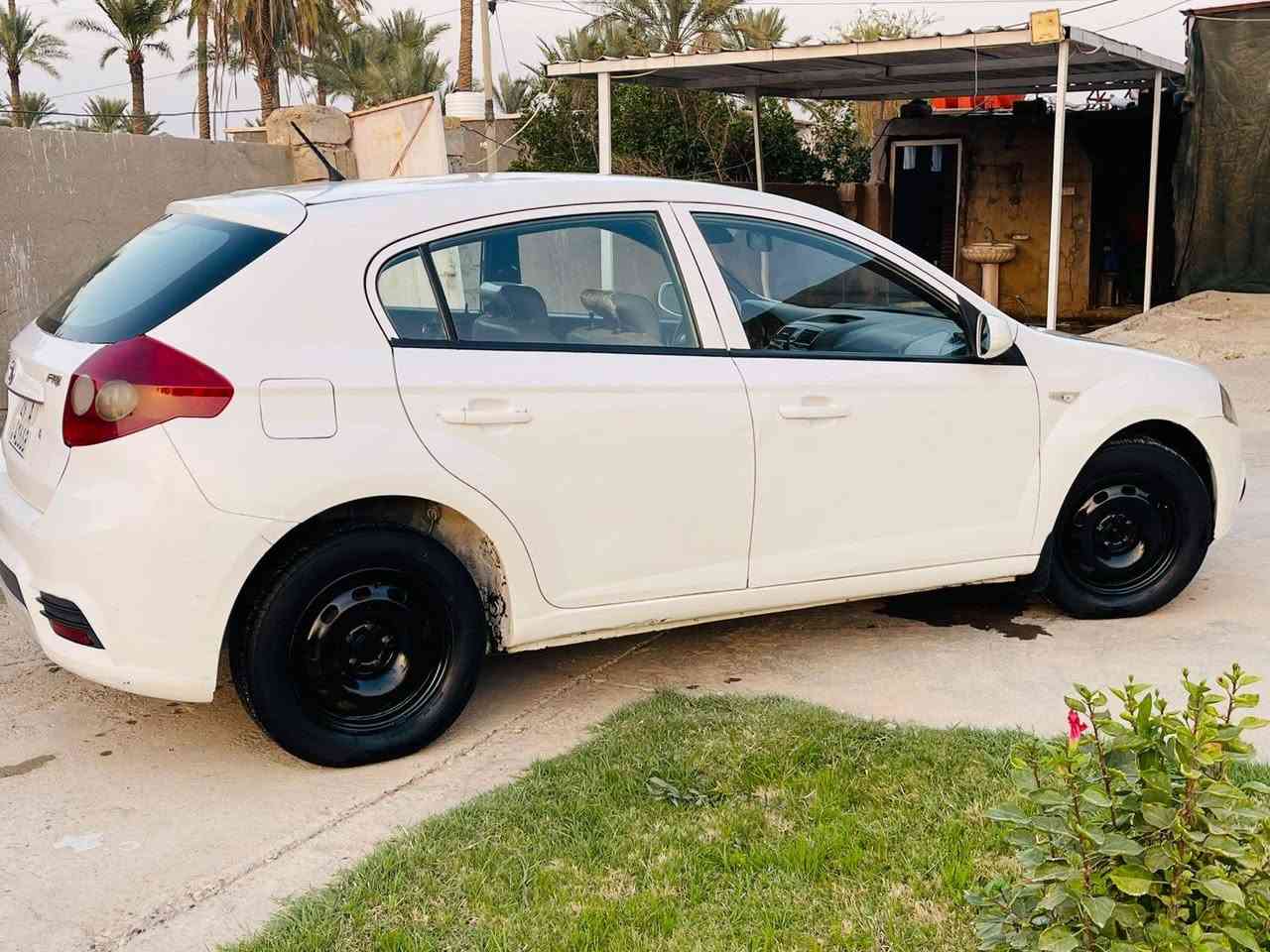 سلام عليكم برلنس ٢٠١٤ للبيع جديده ونضيفه جاهزه كير مكينه تبريد وحداديه وجاهزه عل اخير بيه رش قليل بتكمه جوه وشويه بلباب سياره مال جني نضيفه وجاهزه سياره قبل يومين محوله بسمي  سعر ٦٥ وبيه مجال للطيبين
مكان سياره بابل قرب سيطرت الاثار


**إذا كنت صاحب هذا الإعلان وتريد حذفه لأي سبب، رجاءا أرسل رسالة إلى الدعم الفني**