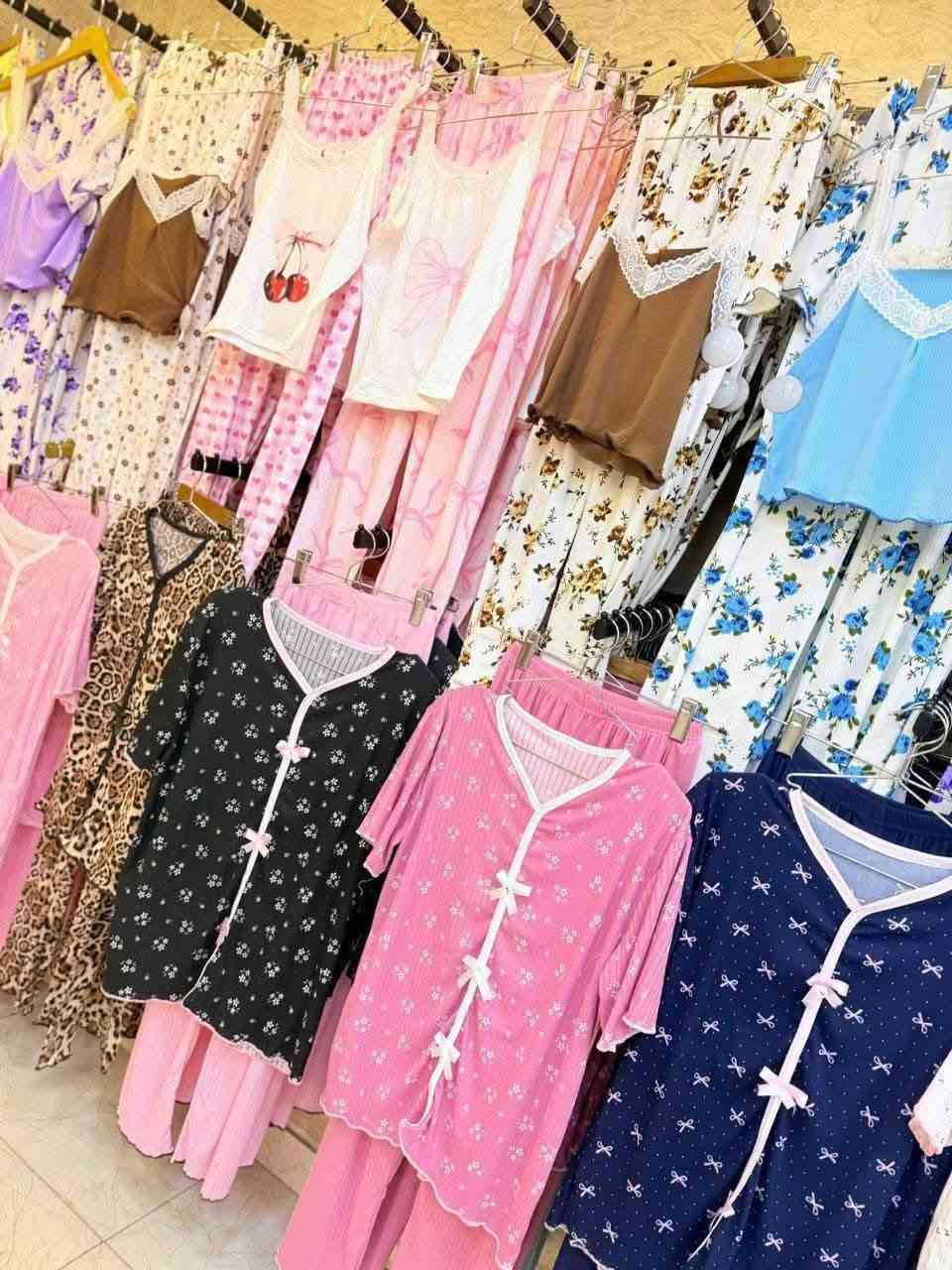 يا جماعه ☝️ لما تكون البيجامات بره بتتباع ب 400ج وعندنا بنبيعها ب 230جنيه و الصيفي يبدأ من 90 ج اه والله تم و ابعتلك تتفرج بنفسك🤝عندي صيفى وشتوى #بأرخص الأسعار 🔥🙋‍♀️
ترنجات تحفه وكمان كاشات حريمى  ب 42ج🙈
#عبايات ب 160🤌
#رجالي ب 100ج🤌
#اطفالي ب 65ج🤌
ادخل وشوف باقي عروضنا 🤗https://chat.whatsapp.com/Lh9sUuUihu2BNLU3ymeiwh


**إذا كنت صاحب هذا الإعلان وتريد حذفه لأي سبب، رجاءا أرسل رسالة إلى الدعم الفني**