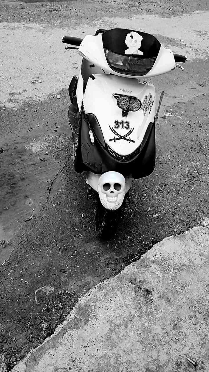 السلام عليكم ورحمه الله وبركاته اخواني دراجه نوع فراشه 140دراجن نضيفه وحلوا صلنصه رياضي سبع الوان العنوان ابوغريب النصر والسلام الحصوا لاستفسار لاتصال علا رقم ***********السعر 150وبيها مجال لشراي
