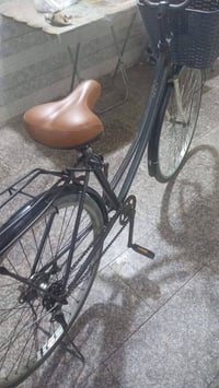 مكلف بالنشر بايسكل للبيع بناتي نظيف صاحبه رايده ي٧٥وبيه مجال مكانه الش...