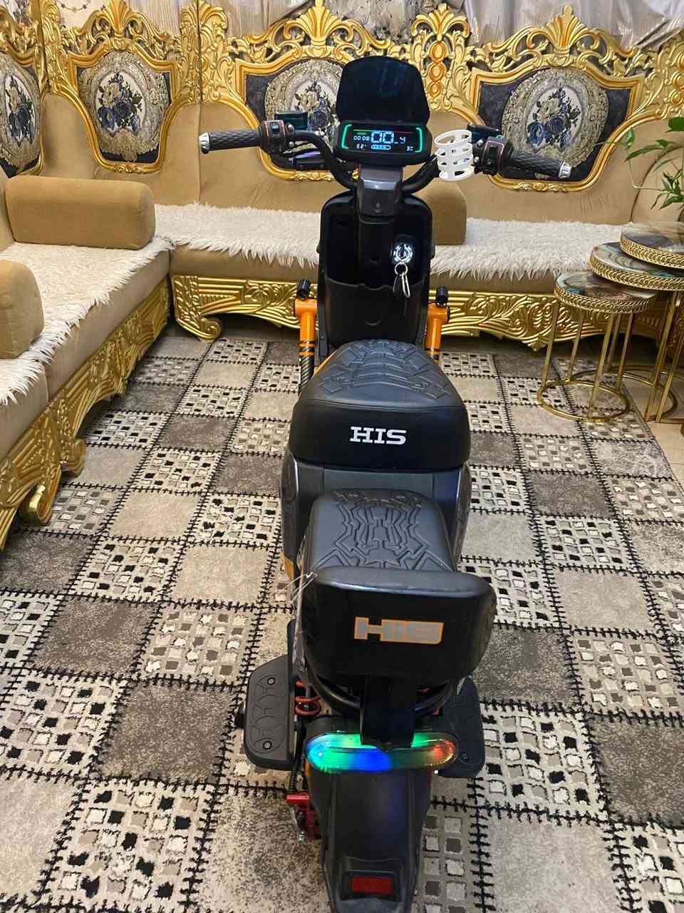 السلام عليكم 
دراجة شحن H900 
مستعمل
للتواصل واتساب ***********
