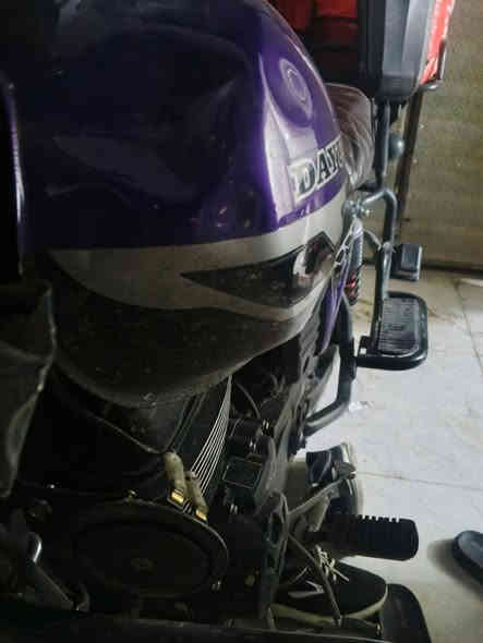 سلام عليكم دراجه دايوان رقم بغداد انكليزي ثاني يوم التحويل مكفوله من كلشي  بس هاي الضربه بلتانكي مكينه مامفتوحه شركه  مكاني بغداد دراجه ماشيه 22 موديلها 2023 نازله للشارع 2025 السعر مليونين و800
للتواصل  واتساب واتصال مامتواجد على الفيسبوك ***********
