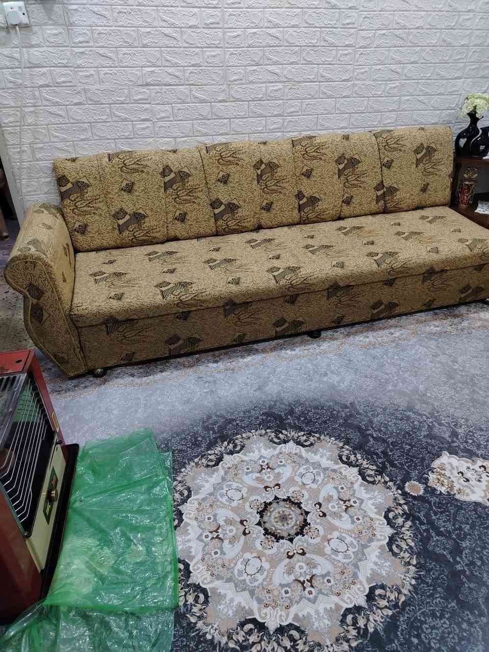 قنفات مستعمل للبيع السعر ٣٠٠ ألف وبي مجال للاستفسار الاتصال على الرقم ***********
