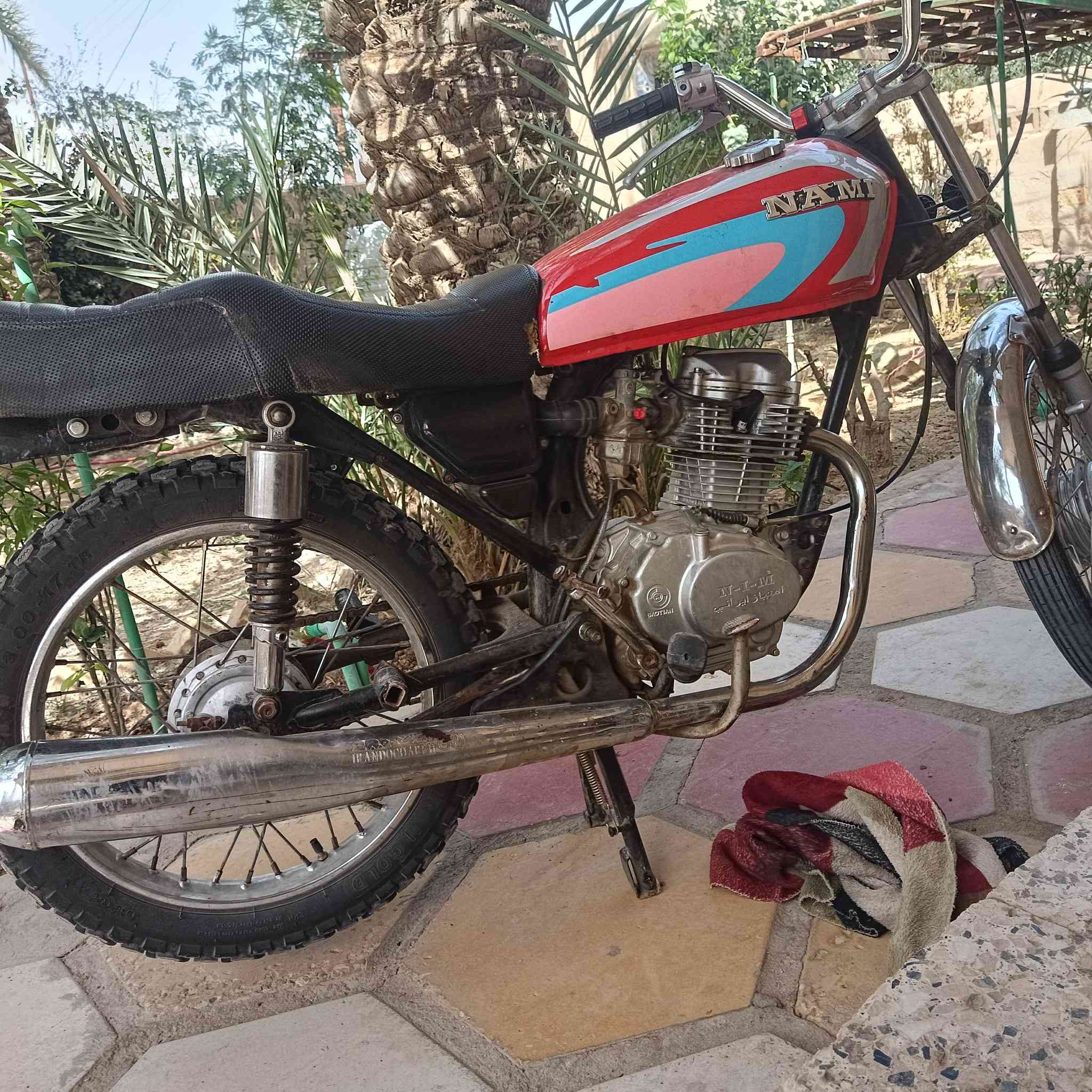 السلام عليكم دراجه للبيع مكينه نامه موديل 21 كلك كلك كلك دراجه كلشي ما نقصه نضيفه يعني شغله وطلع بيه شيء بسيط طكه بل صالنصه سعره جوا سوك ال شراي يجي خاص مكاني بين شطره والغراف عند خفاجه ال صكبان


**إذا كنت صاحب هذا الإعلان وتريد حذفه لأي سبب، رجاءا أرسل رسالة إلى الدعم الفني**