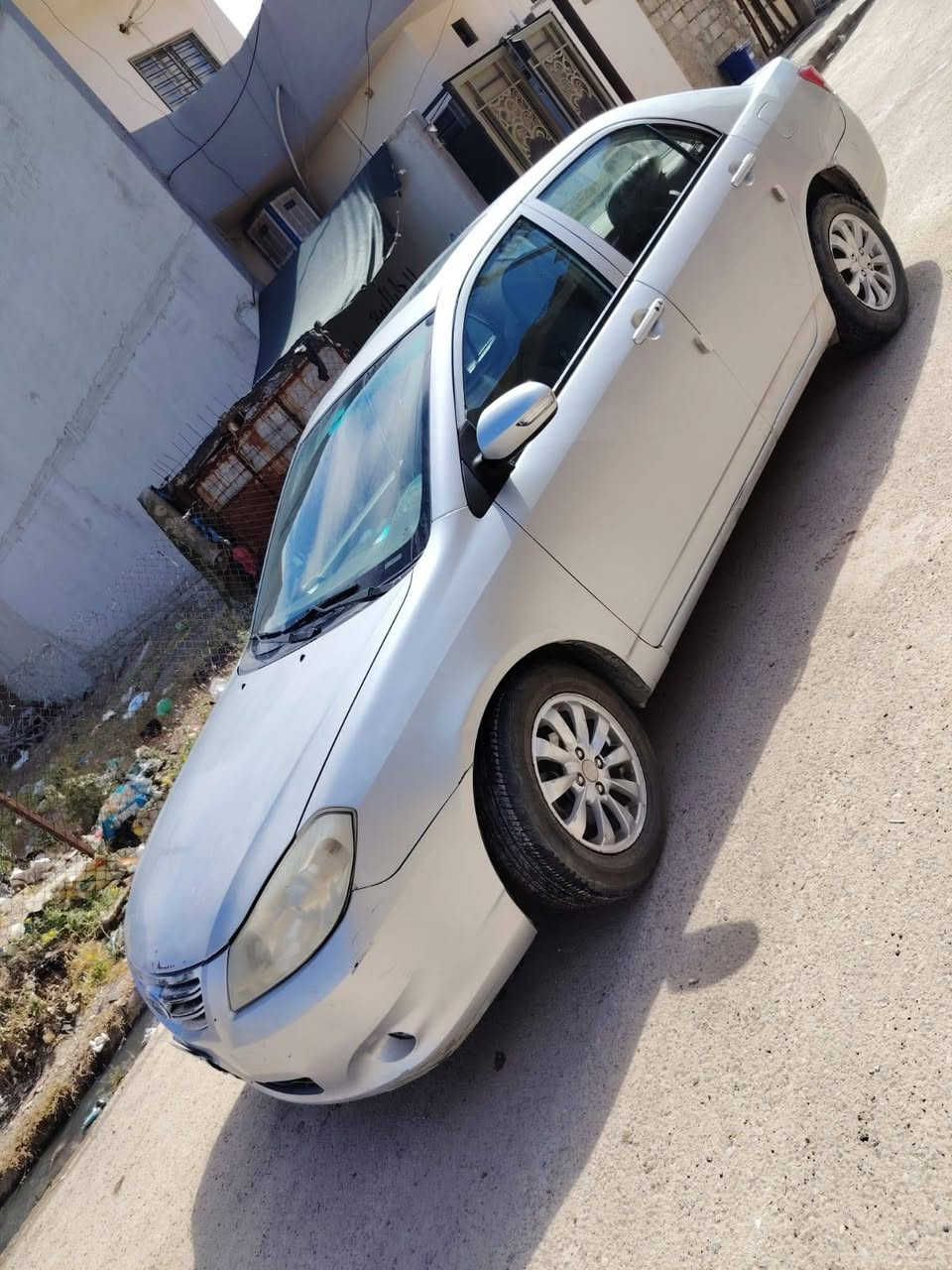 السلام عليكم
سياره BYD 2013  G3
بصمه 
محرك وكير شرط
بدون ضرر
تحكمات ستيرن
تبريد 🥶 ثلج
كشنات جلد
رقم نينوى
شرط تحويل
السياره نظيفه وناصبه
السعر 60$ وبيها مجال
الاتصال على الرقم
***********
