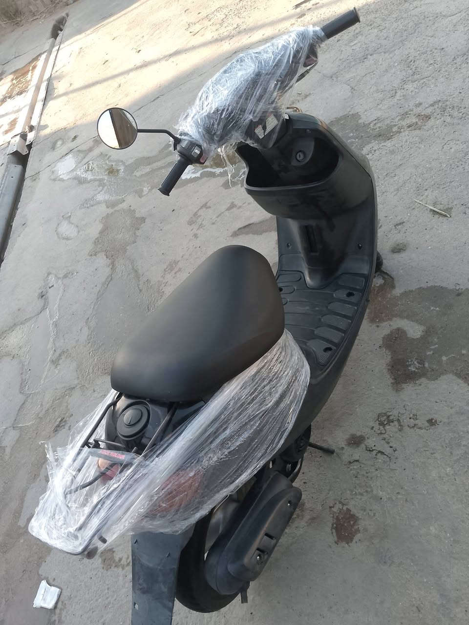 للبيع ب ٤٢٥ وبيها مجال ***********
