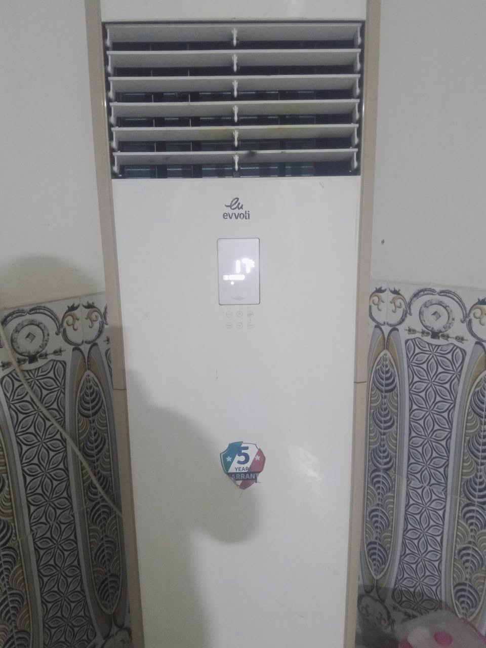 سبلت ايفولي للبيع عمودي 3طن تواصل وتساب سعر 700بيع مستعجل ***********
